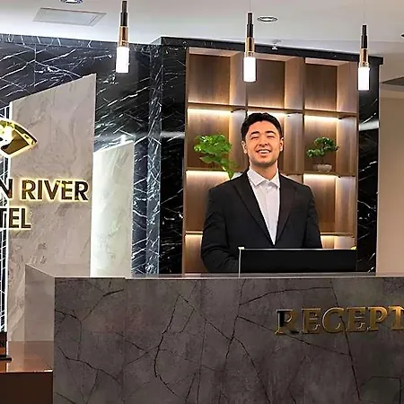 酒店 Golden River By Continent